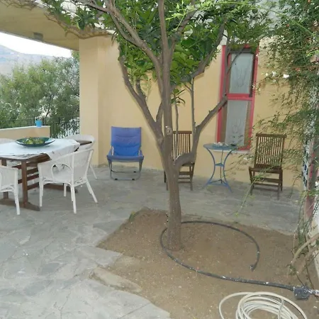 Casa vacanze The Almond Tree House *